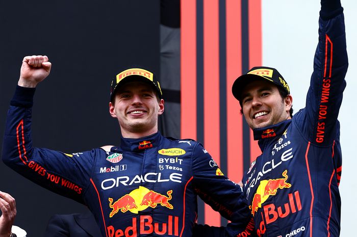 Max Verstappen dan Sergio Perez finish 1-2 di balap F1 Emilia Romagna 2022