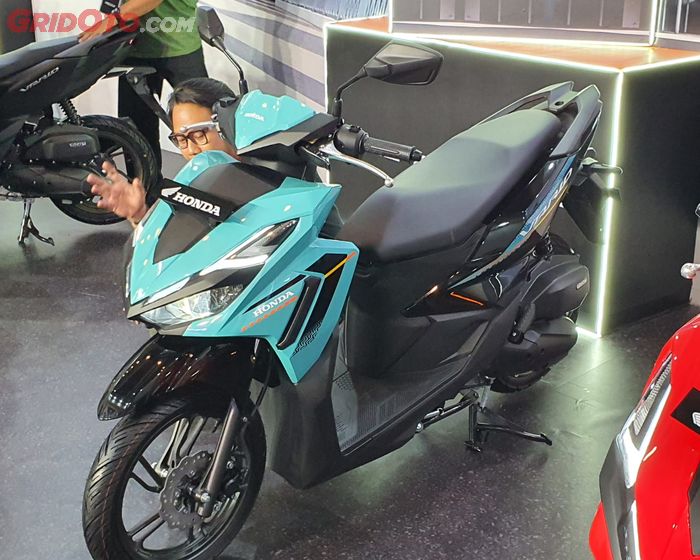 Honda Vario 125 CBS dengan warna Sporty Mint