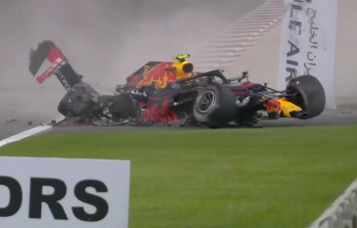 Mobil yang dikendarai Alex Albon hancur, bahkan sesi latihan kedua F1 Bahrain sampai dihentikan alias red flag