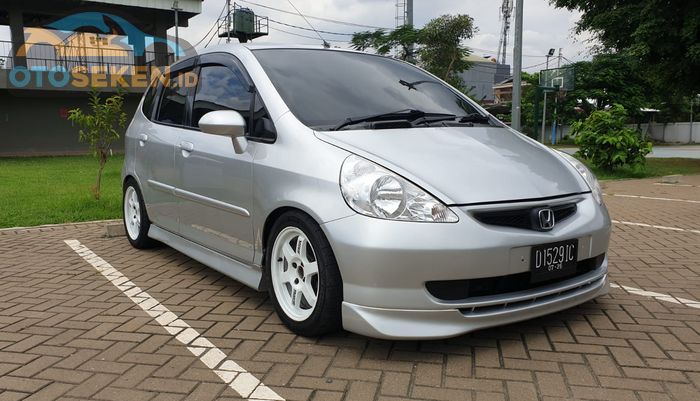 Honda Jazz GD3 varian i-DSI