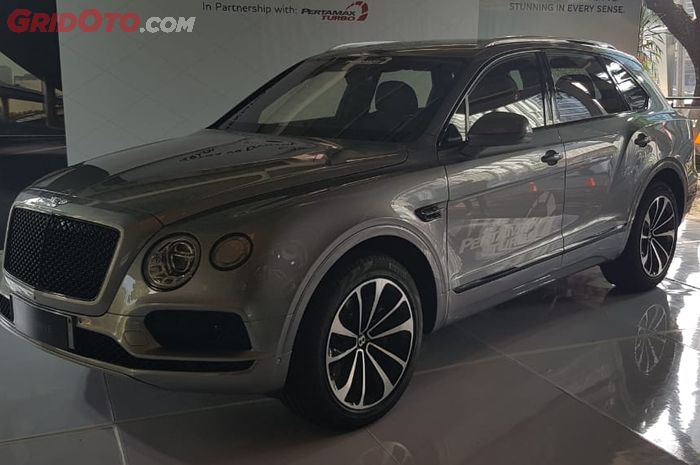 Bentley Bentayga V8