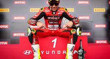 Sempat Jatuh, Alvaro Bautista Masih Memimpin Klasemen Pembalap di WorldSBK Mandalika 2023