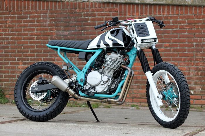 Honda NX650 Dominator custom tracker dari Cool Kid Customs