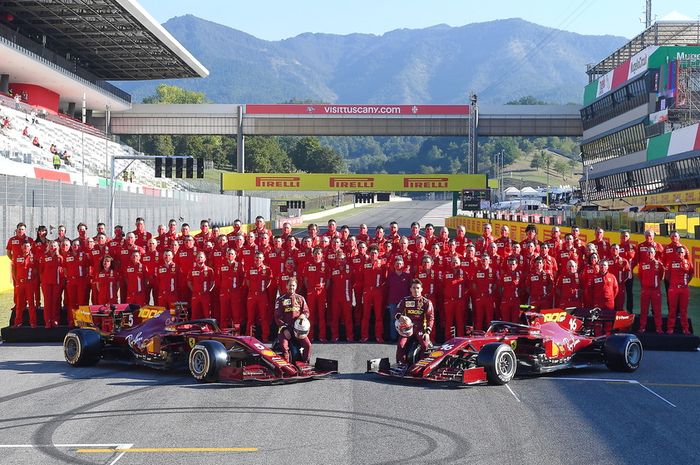Tim Ferrari saat perayaan 1.000 GP di F1 Tuscan 2020. Mereka akan dapat bagian uang jika ada tim F1 baru masuk