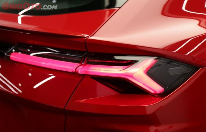 Lampu belakang pun mirip Lamborghini Aventador