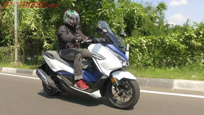 Test Ride Honda Forza 250