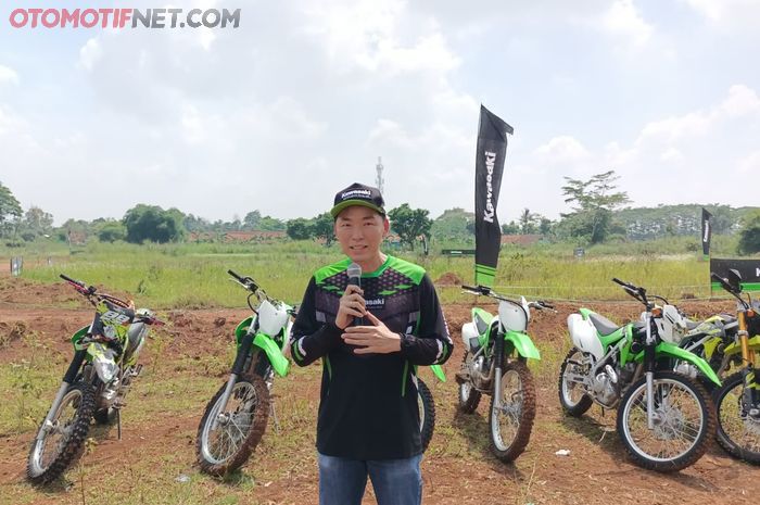 Grand Opening Playground Offroad sirkuit motocross Get Out and Play diresmikan oleh Dept. Head Sales &amp; Promotion, Michael C. Tanadhi
