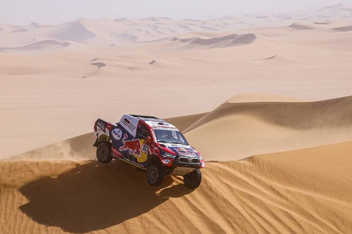 Nasset Al-Attiyah dan Matthieu Baumel di Reli Dakar 2021