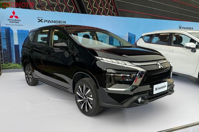 Spesifikasi dan estimasi harga Mitsubishi Xpander Exceed Tourer tahun 2026.