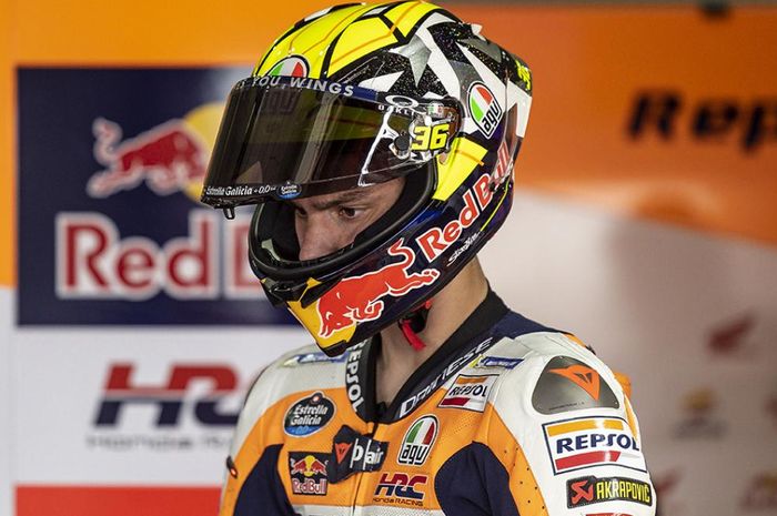 Belum memenuhi ekspektasi  di tiga penampilan pertamanya di MotoGP 2023, Joan Mir masih dibela bos tim Repsol Honda