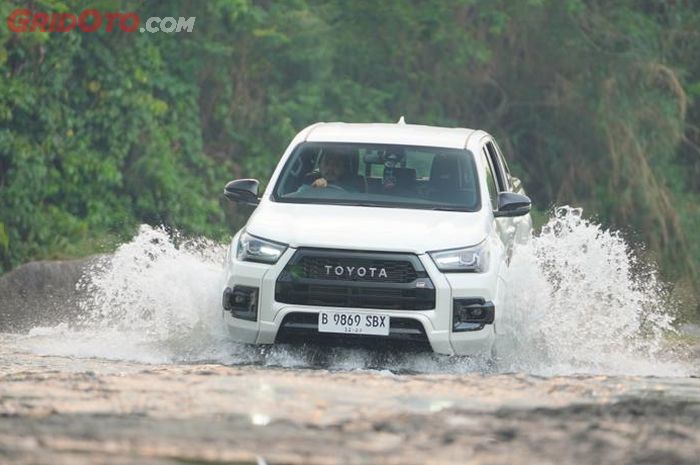 Toyota Hilux GR Sport