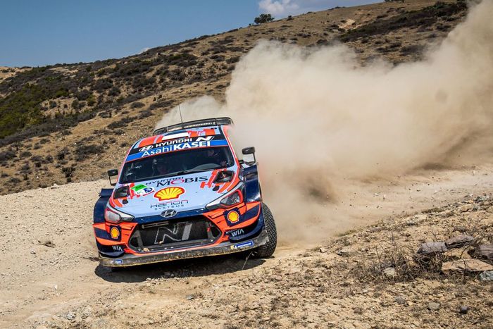 Pereli tim Hyundai, Ott Tanak beraksi di hari terakhir reli Meksiko