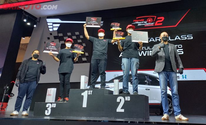 Pemenang Honda Racing Simulator Championship 2 kelas Rising Star