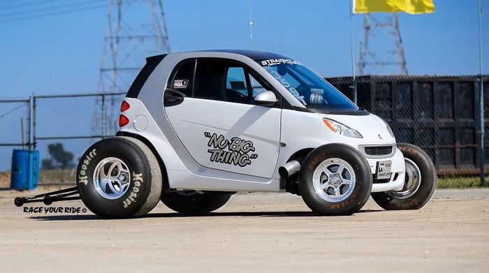 Smart Fortwo drag race bermesin V8 dengan tenaga 725 dk