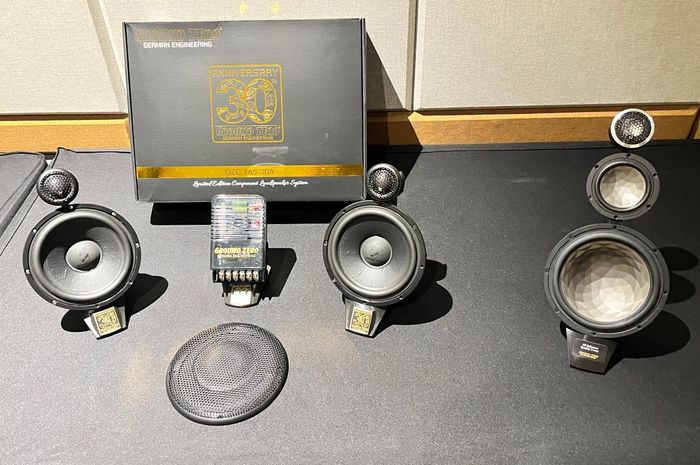 Produk limited edition Ground Zero 30th Anniversary.