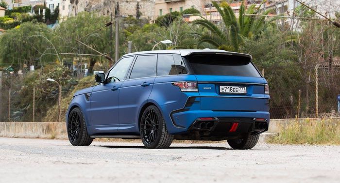 Tampilan buritan Range Rover Sport garapan Larte Design