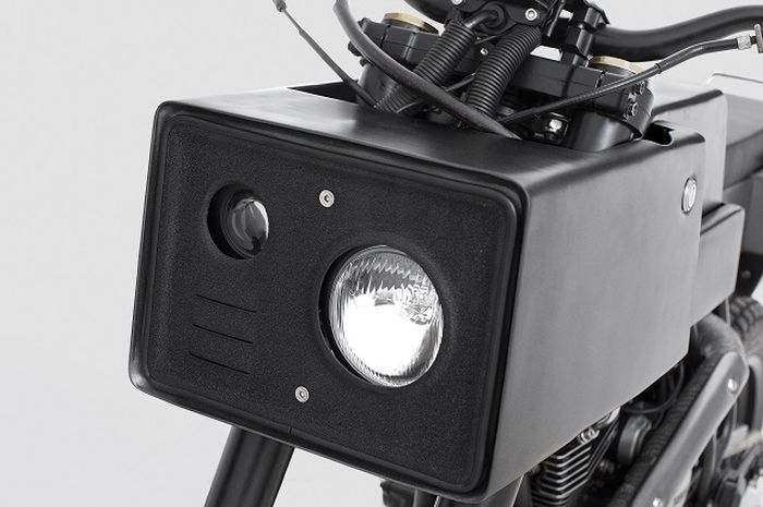 Headlmap bak robot dari film-film sci fi