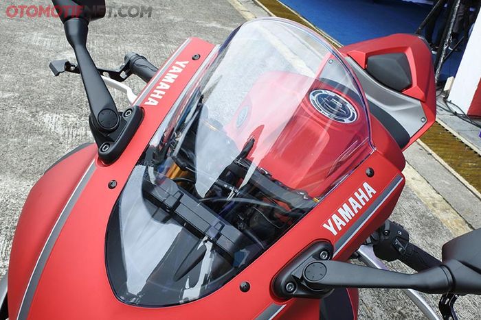 Wndshield aksesoris Yamaha New R25 dibuat lebih jenong