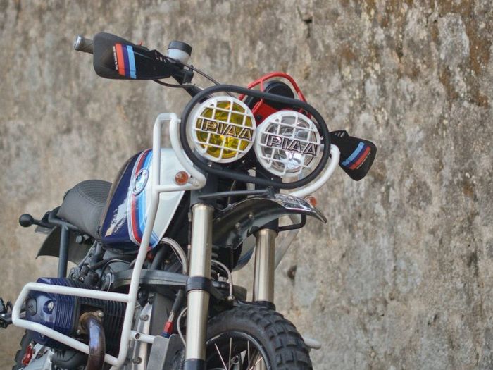 BMW R 1200 GS custom rally look hasil garapan Ton-Up Garage