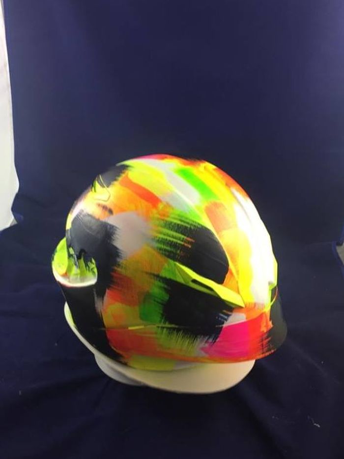 Proses pembuatan grafis helm baru Valentino Rossi