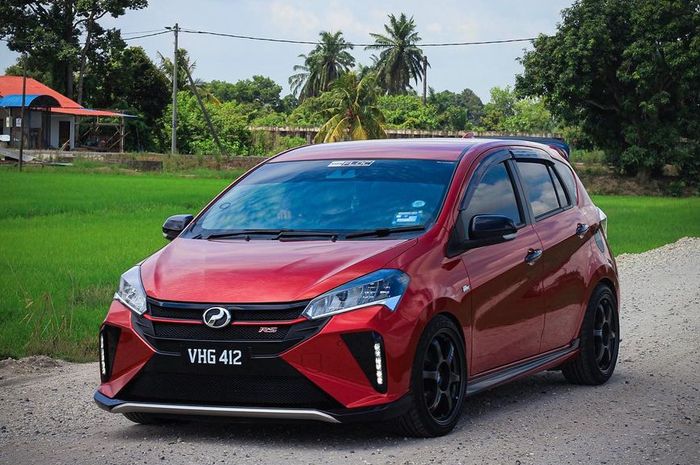 Modifikasi kembaran Daihatsu Sirion asal Malaysia ini adopsi gaya sporty minimalis