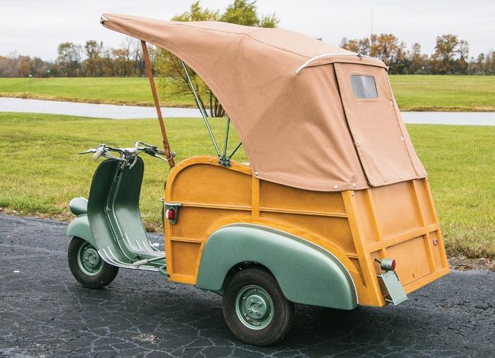 Piaggio Ape Calessino tahun 1953 hasil restorasi yang laku Rp 652 juta