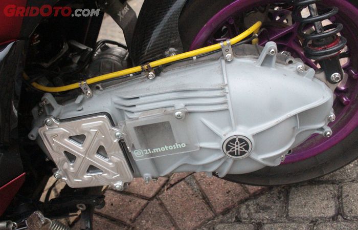 Jeroan CVT Yamaha XMAX custom, cover bak CVT dicopot tampilan makin racing