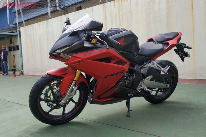 Honda CBR250RR SP