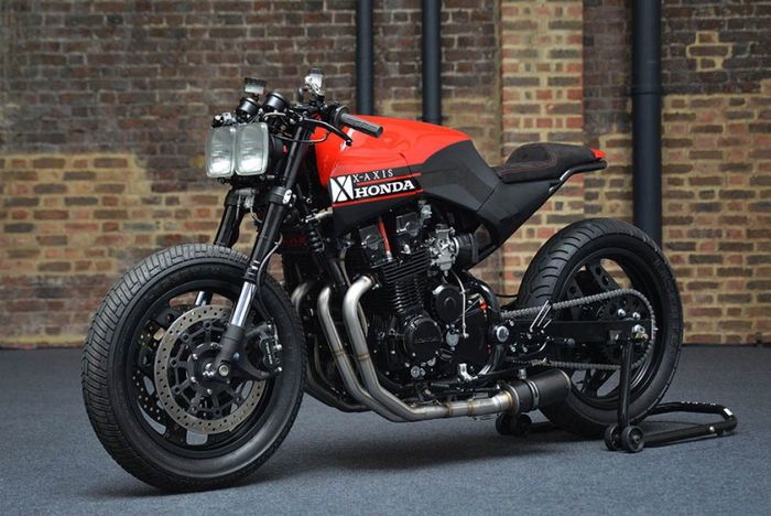 Honda CBX750 custom cafe racer dari X-Axis