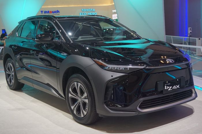 Toyota bZ4X meluncur di Indonesia pada 10 November 2022 ini