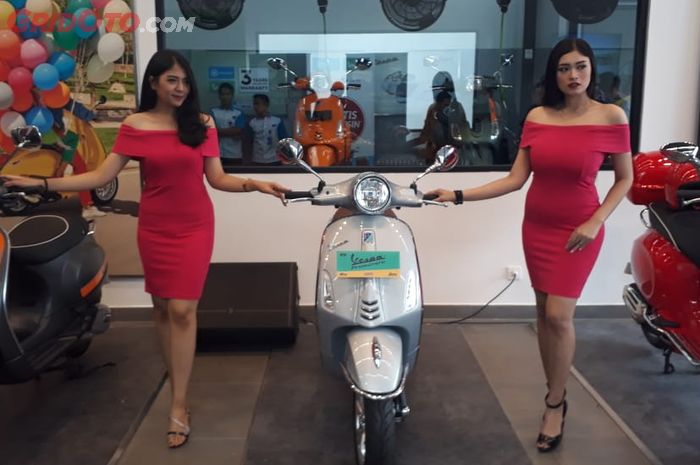 Vespa Primavera yang dijual di dealer Piaggio Serang