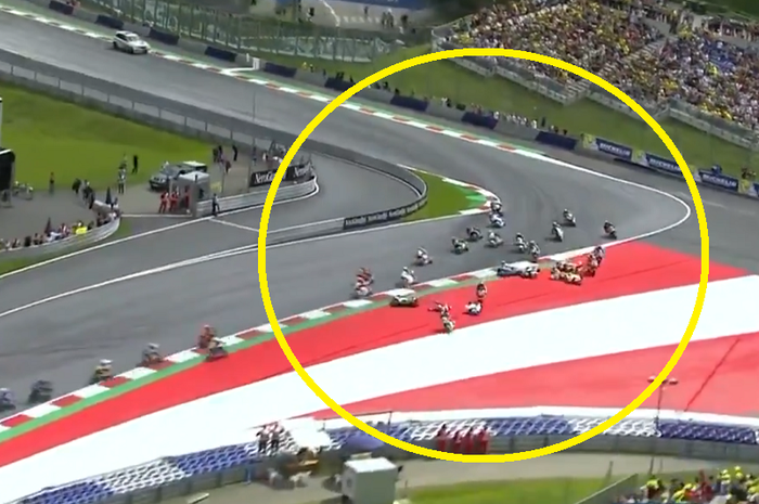 Tikungan pertama Red Bull Ring memakan 11 korban di Moto2 Austria 2017
