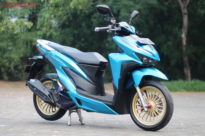 Honda Vario 150 pakai pelek aftermarket