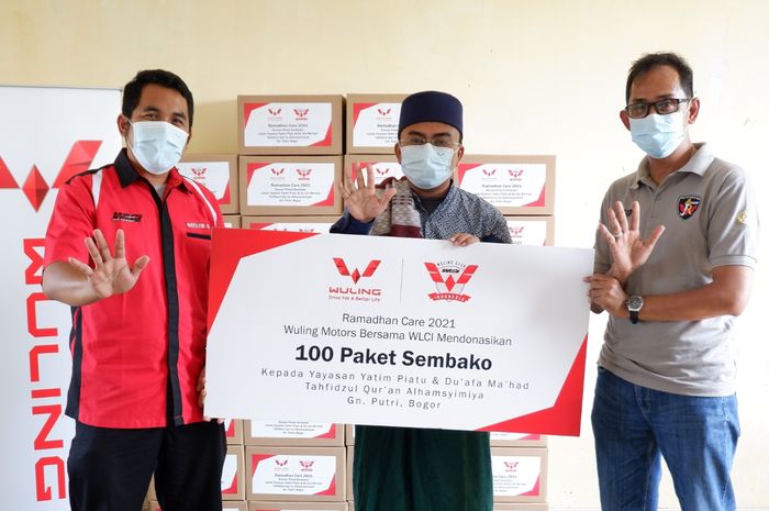 WLCI dan Wuling Motors berikan donasi kepada panti asuhan di Bogor, Jawa Barat