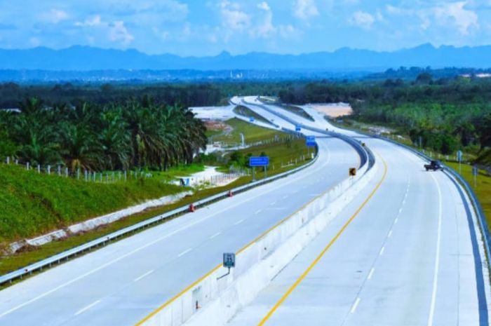 Peresmian Jalan Tol Pekanbaru-Padang Seksi Pekanbaru-Bangkinang sepanjang 30,9 km