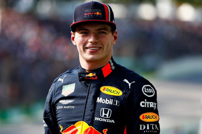 Max Verstappen mencetak pole position untuk tim Red Bull bermesin Honda di F1 Brasil