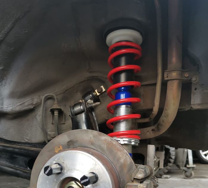 Pasang coilover Sustec Pro