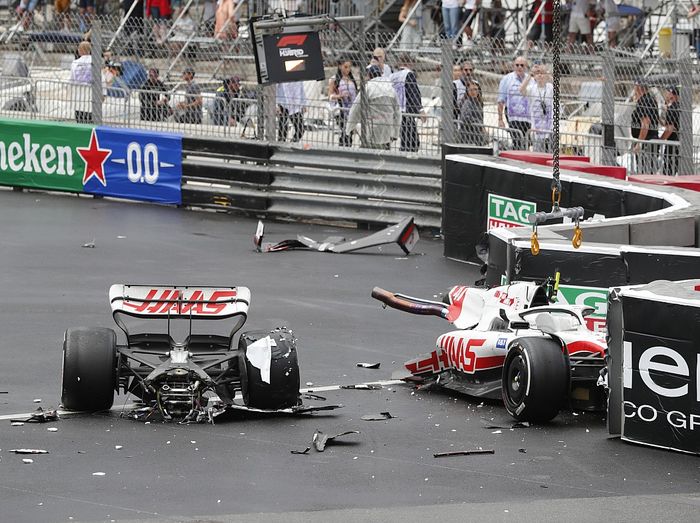 Mobil Mick Schumacher Terbelah Jadi Dua di F1 Monako 2022