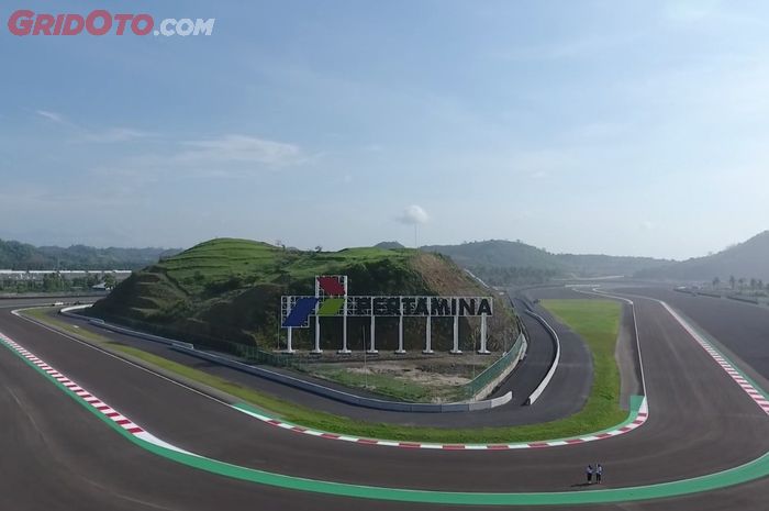 MotoGP Indonesia 2022 akan sedot penonton sepuluh kali lebih besar dari WSBK, fasilitas penunjang di Sirkuit Mandalika akan dibenahi