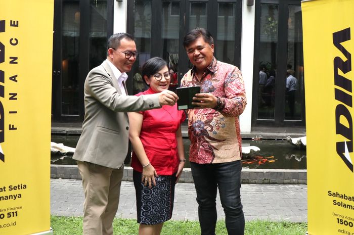 Rp 80,9 miliar dikucurkan untuk pembiayaan kendaraan listrik Adira Finance