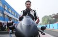 Simak Gaya Darius Sinathrya Jajal Motor Spek MotoGP, Harganya Lebih Dari 7 Miliar!