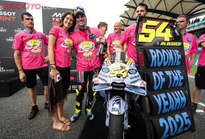 Fermin Aldeguer dianugrahi titel Rookie of The Year 2025 