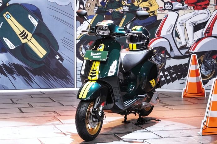 Vespa Sprint 150 Racing Sixties