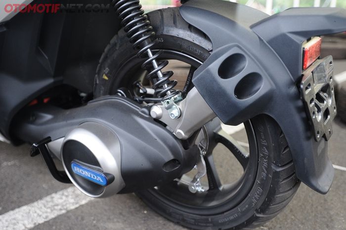 Yang bulat mirip CVT itu, di dalamnya berisi motor listrik berdaya