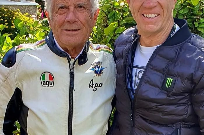 Randy Mamola (kanan) dan Giacomo Agostini. 