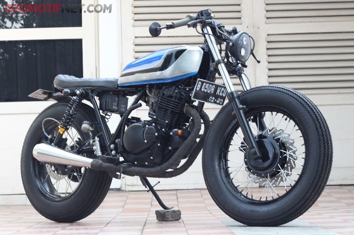 Suzuki Thunder 250 2005 Ini brat Cafe racer!