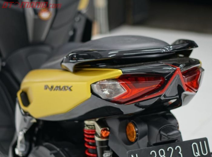 Lampu belakang All New Yamaha NMAX jadi punya garis body yang tajang