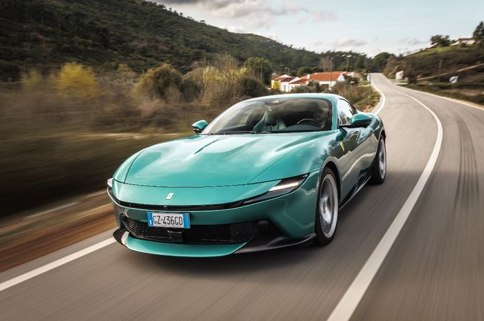 Ferrari Amalfi saat kami tes di kota Albufeira,  selatan Portugal