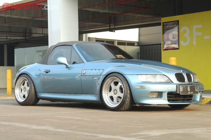 BMW Z3 2.8L 1999, konon hanya ada 8 unit di Indonesia