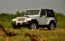 Jeep Wrangler JK USDM Style, Wibawa Makin Keluar, Semua Bagian Digarap